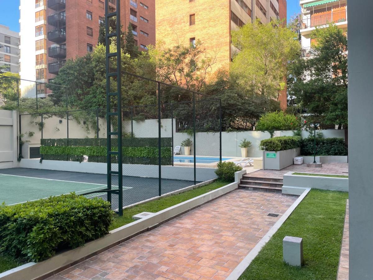 Loreto Plaza Buenos Aires Exterior photo